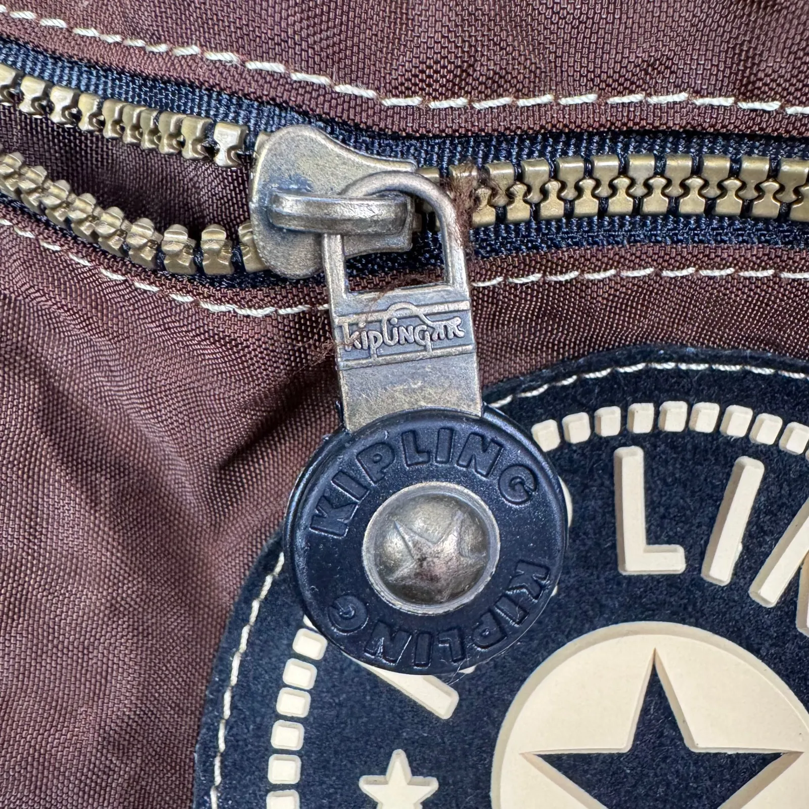 Vintage Y2K Kipling Brown Nylon Weekender Duffle Bag With Adjustable Strap - Image 11