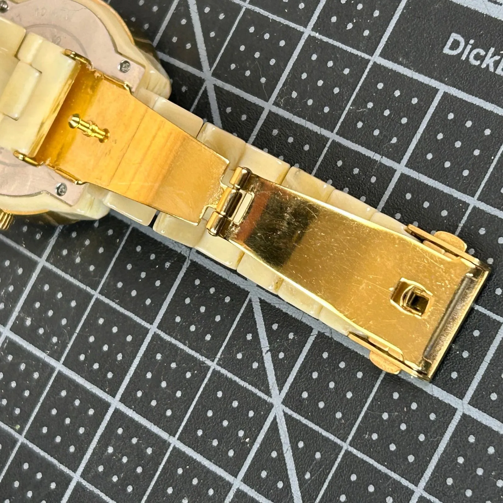 Michael Kors Women's Gold Tone Mother of Pearl Crystal Chronograph Watch MK5039 - Image 4