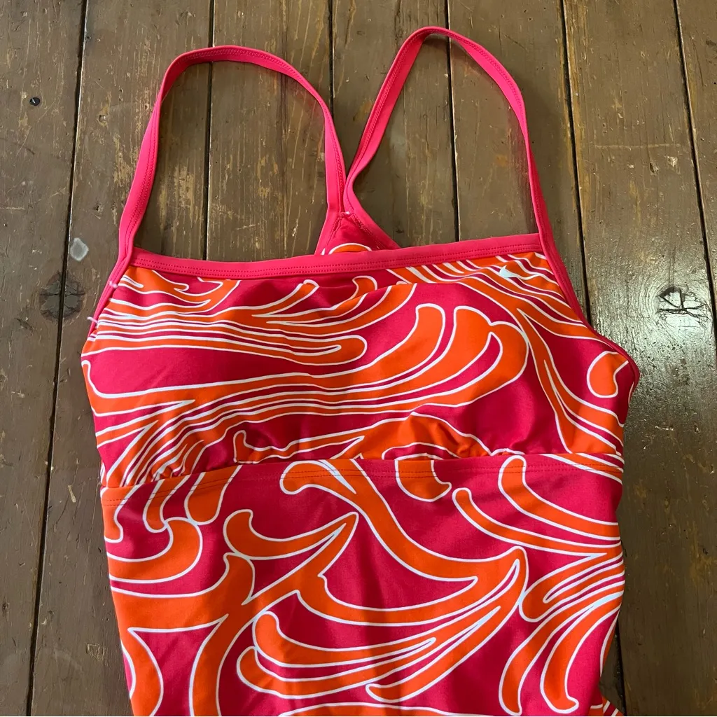 Nike Woman’s One Piece Swim Suit - Image 3