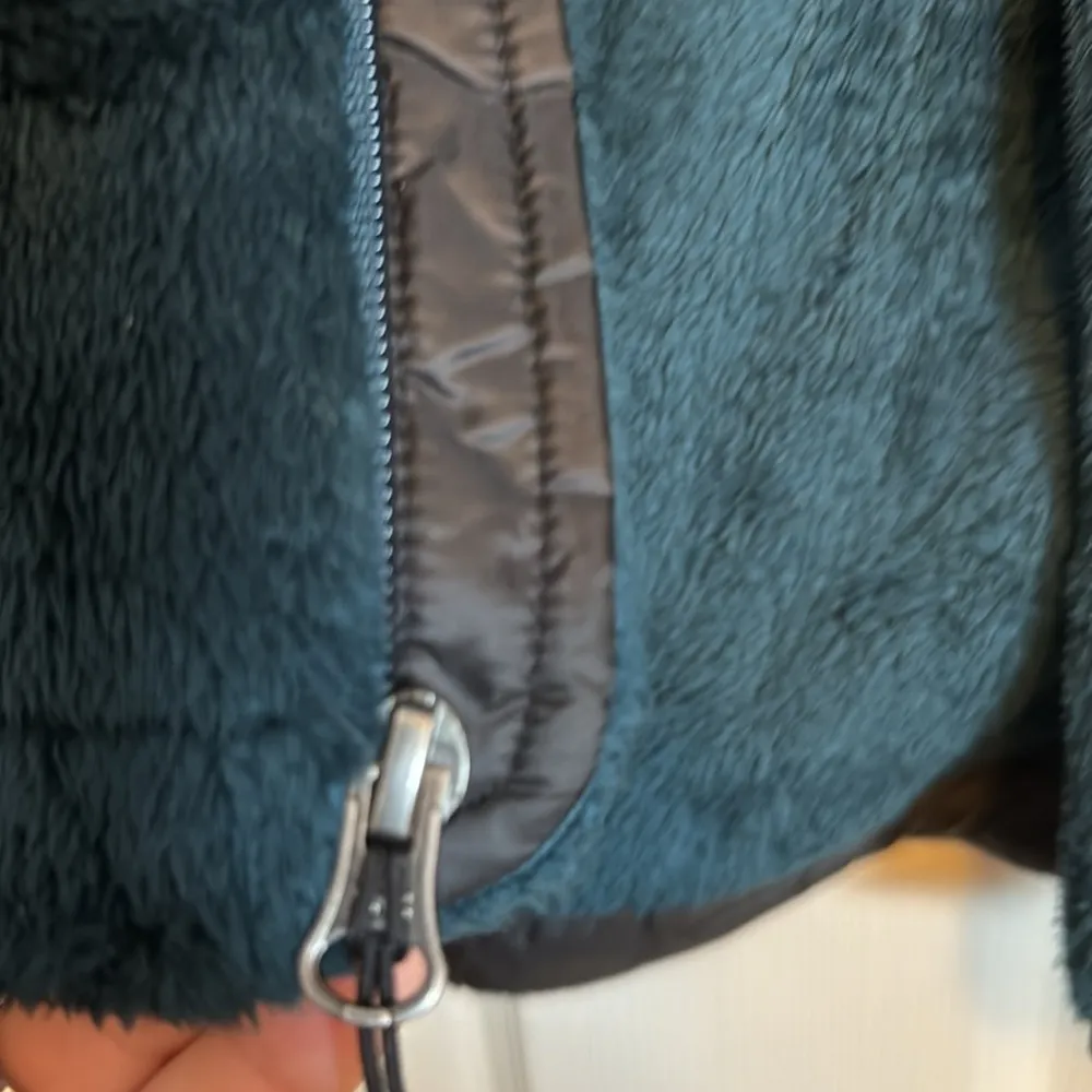 Women's Fleece Jacket - Image 5