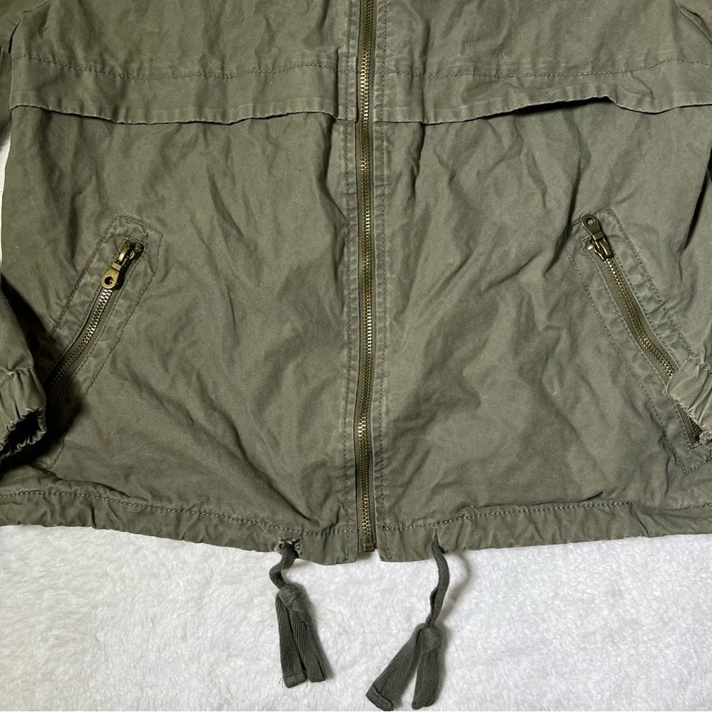 Old Navy Green Lightweight Jacket - Image 3