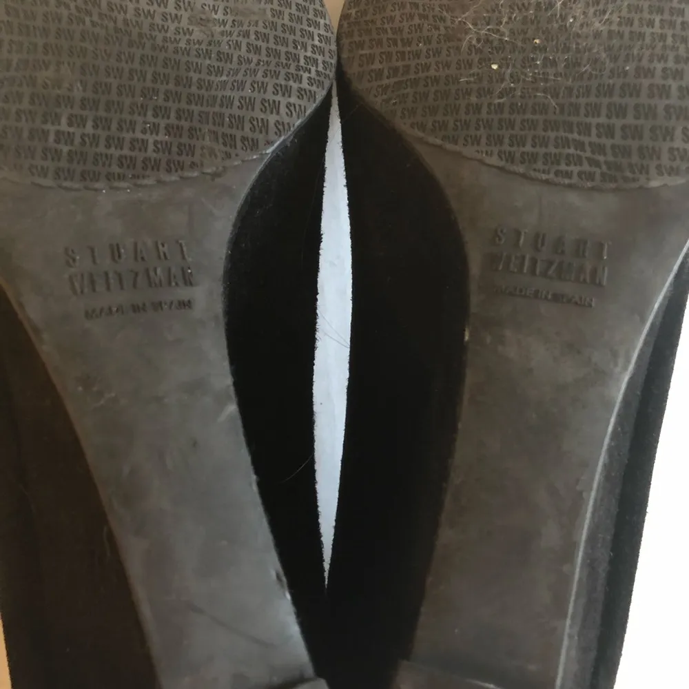 Stuart Weitzman Wedges Black Suede Heels Pumps Sz 9W EUC Business or Event Shoes - Image 12