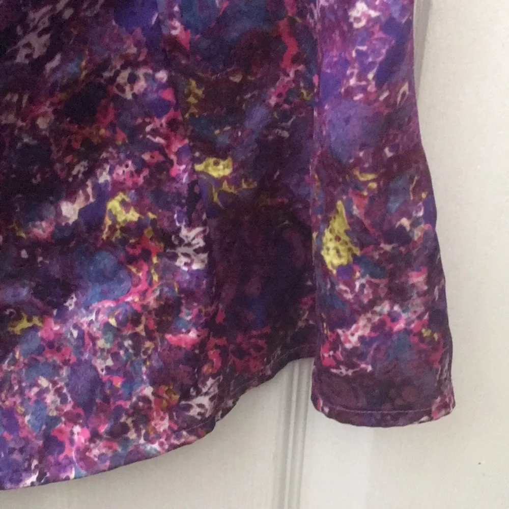 FINAL MARKDOWN Ladies’ Coldwater Creek Surplice Top (M) - Image 3