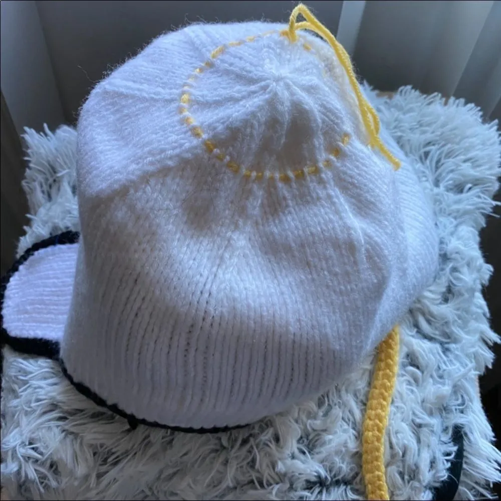 Thick Knitted winter hat, very warm, Embroidered Yellow - Image 7