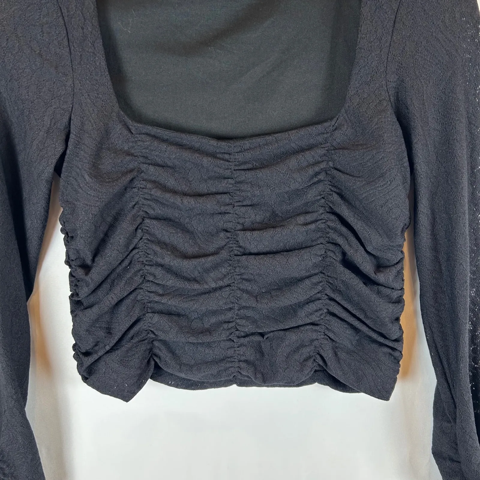 Good American Black Ruched Long Sleeve Square‎ Neck Crop Top - Image 7