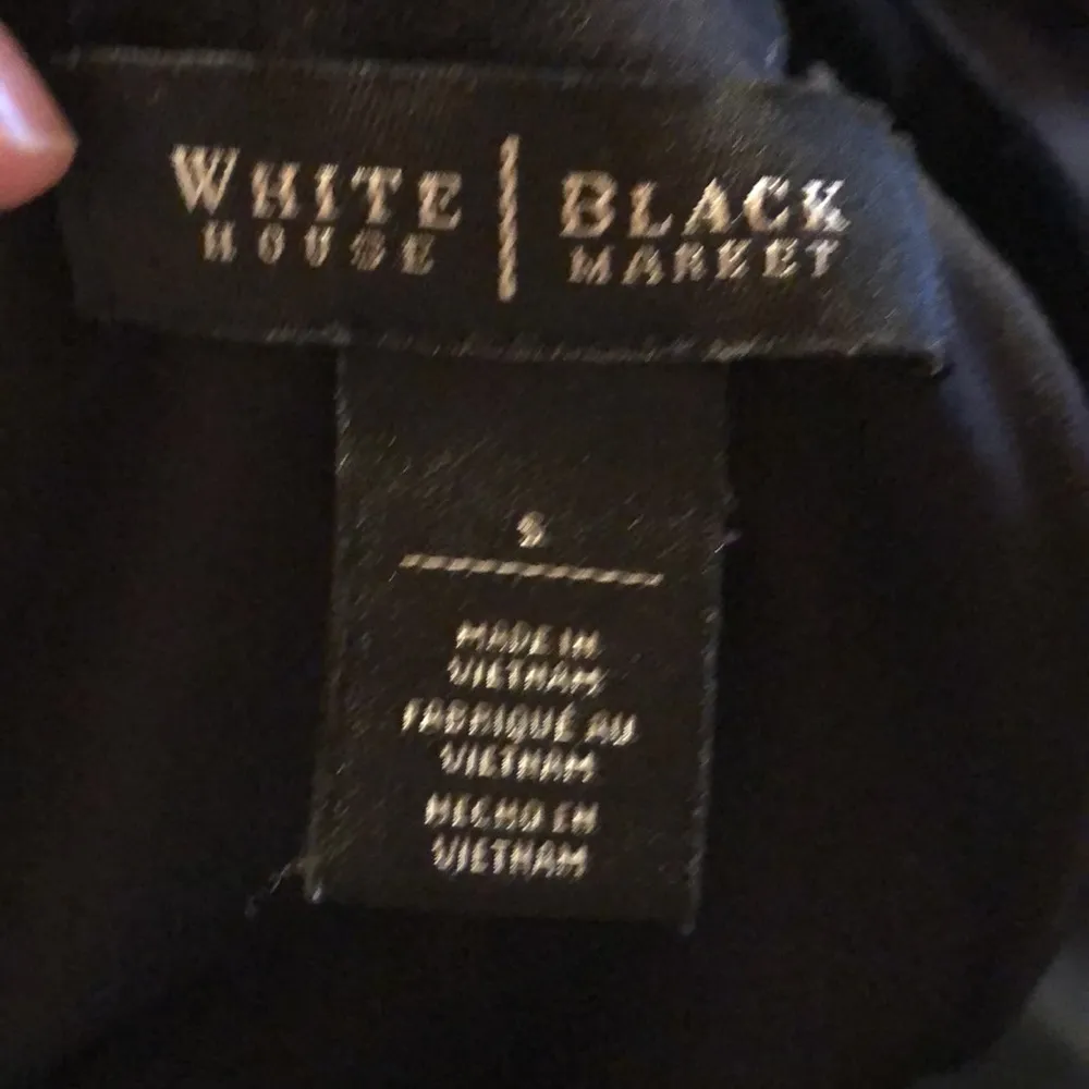 White House Black Market Top Size Small Fully Lined Tank with Gold Accents - Image 6