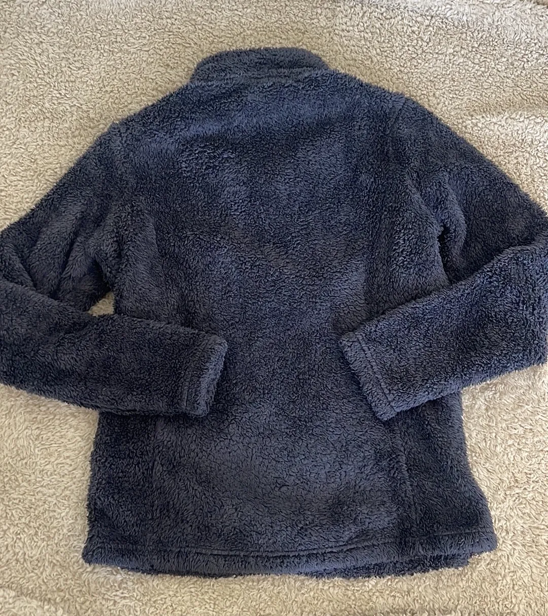 Fleece - Image 2