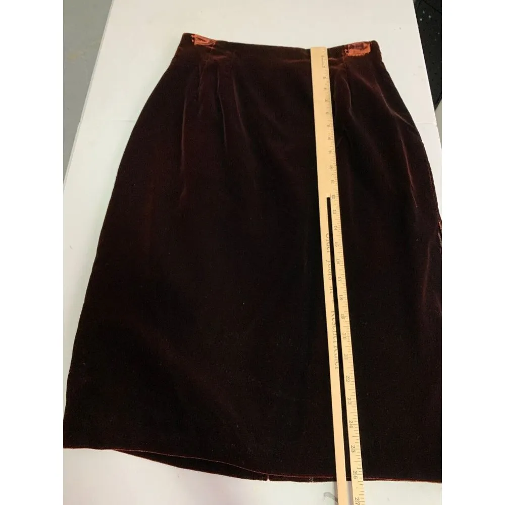 Liz Claiborne Vintage Burgundy Velvet Skirt Womens 10 Pencil A-Line Academia - Image 4