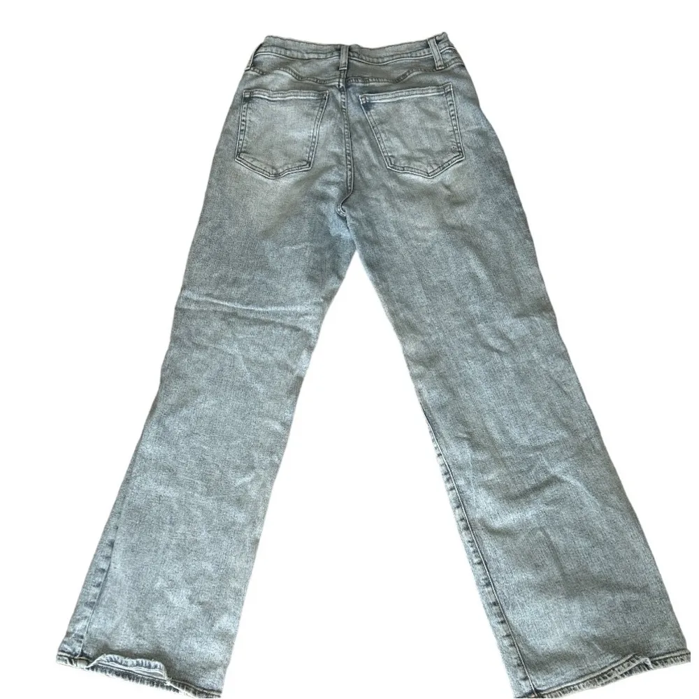 high waisted denim trousers. Distressed size 31x33 - Image 4