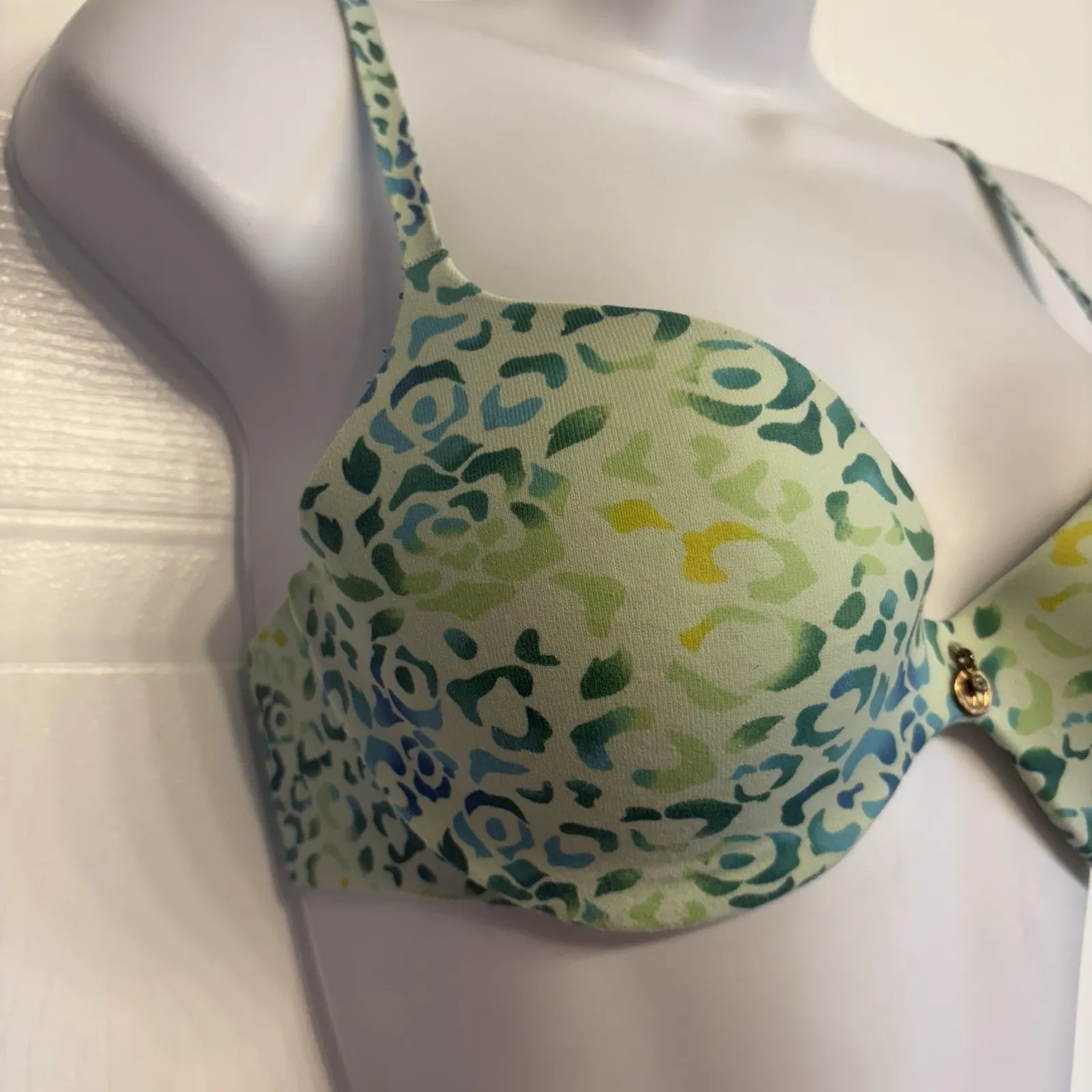 Wonderbra 7839 Secret Agent No Slip Fit Lift Underwire Bra Size‎ 34B Leopard Size undefined - Image 2