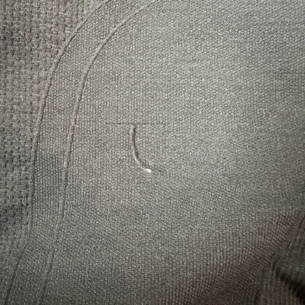 Lululemon 2 Seamless Ebb to Street Legging Gray Ankle Length Yoga Running - Image 4