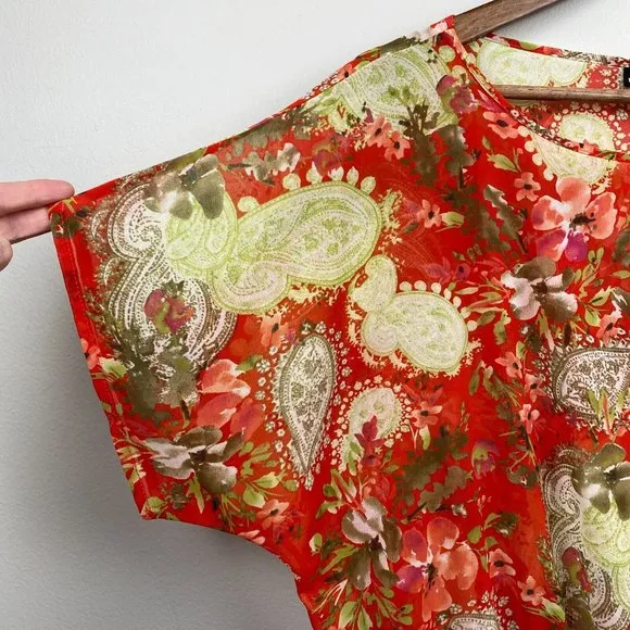 Rafaella Top L Floral‎ Red Green Semi Sheer Smocked Short Dolman Sleeve - Image 2