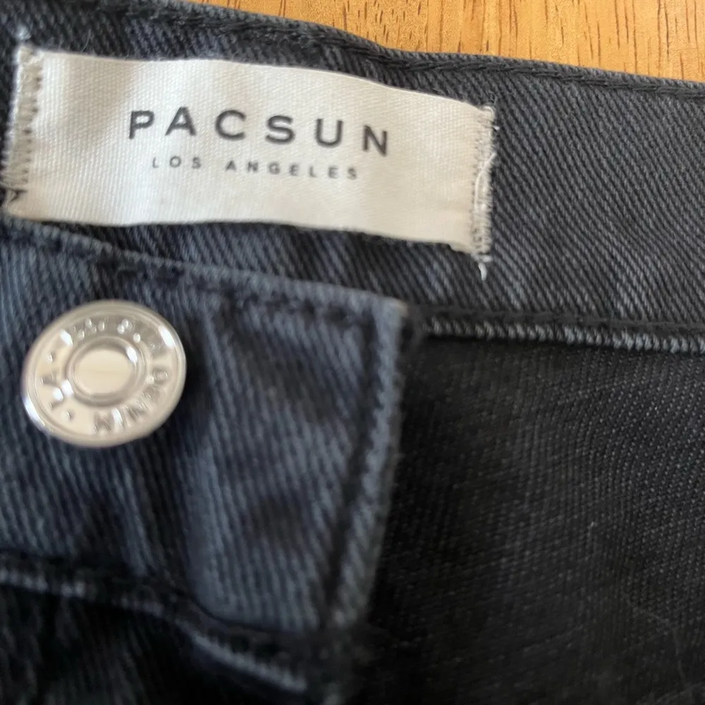 Pacsun High Rise Straight jeans, size 28, in black. - Image 5