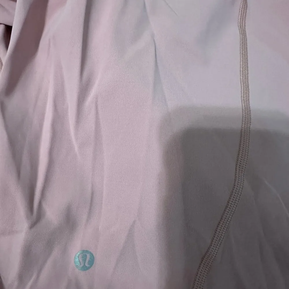 Pink Hooded lululemon break a trail crop Jacket size 12 - Image 5
