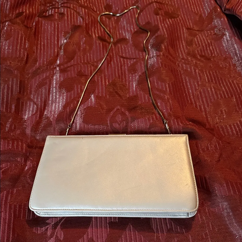 Giani Bernini Cream Wristlet Clutch - Image 2