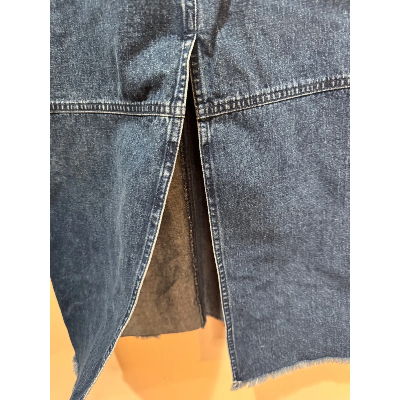 Lauren Jeans Co. Ralph Lauren Denim Midi Skirt Frayed Hem‎ Size 10P Blue - Image 6