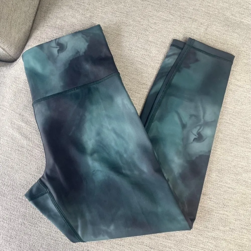 Athleta Elation Printed 7/8 Tight Legging Capri Tie Dye‎ M - Image 7