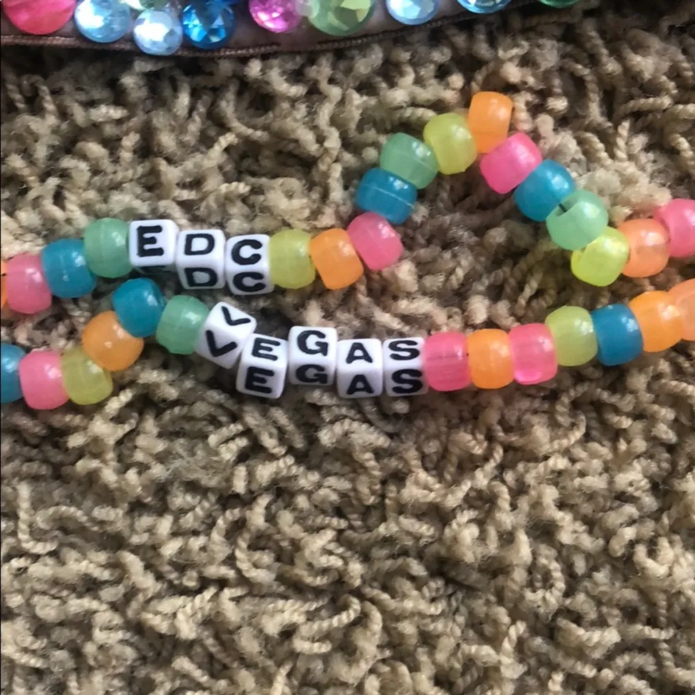 Rave EDC Vegas bra 34D or costume Tan Size undefined - Image 8