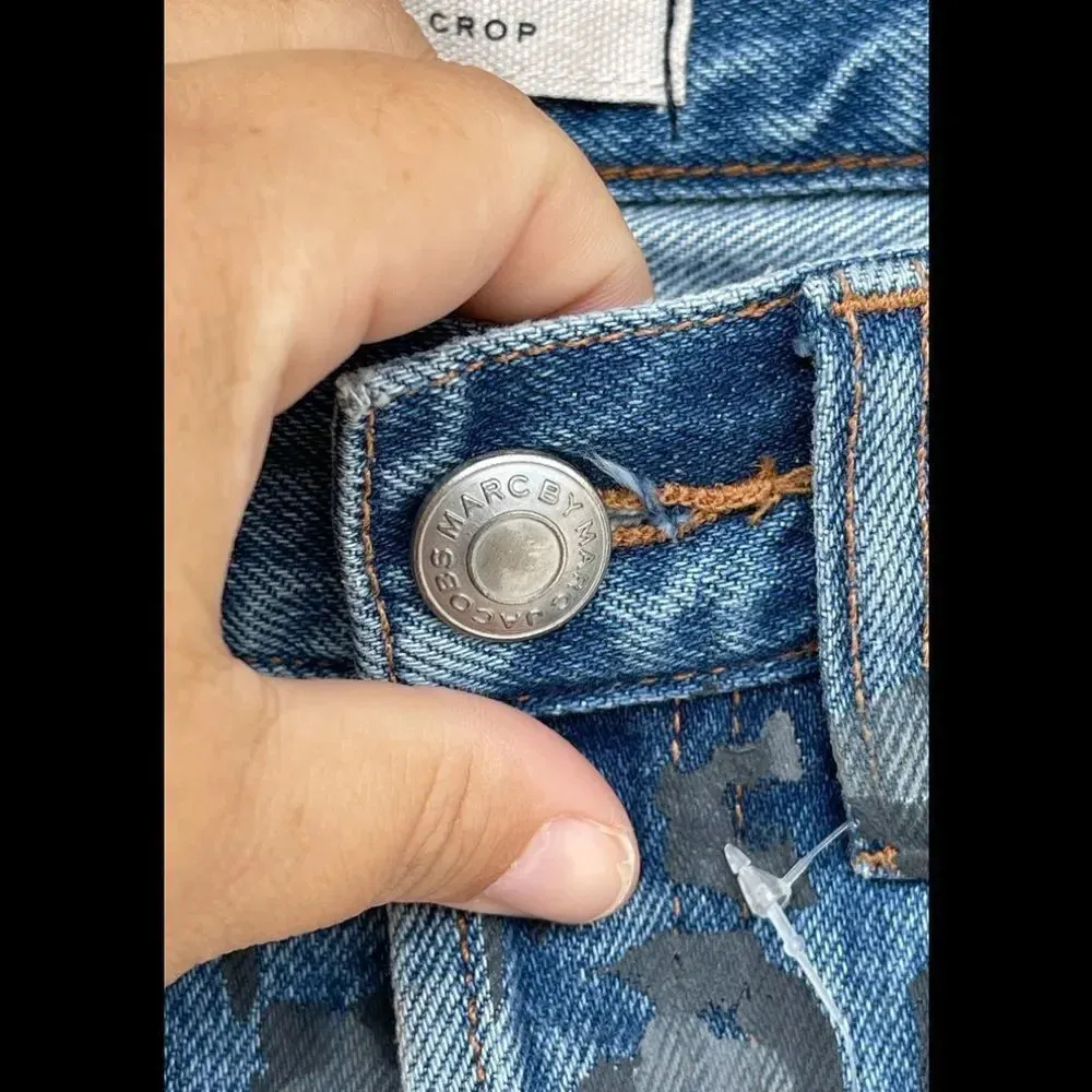 Marc by Marc Jacobs Leopard Print Jeans size 26 - Image 3