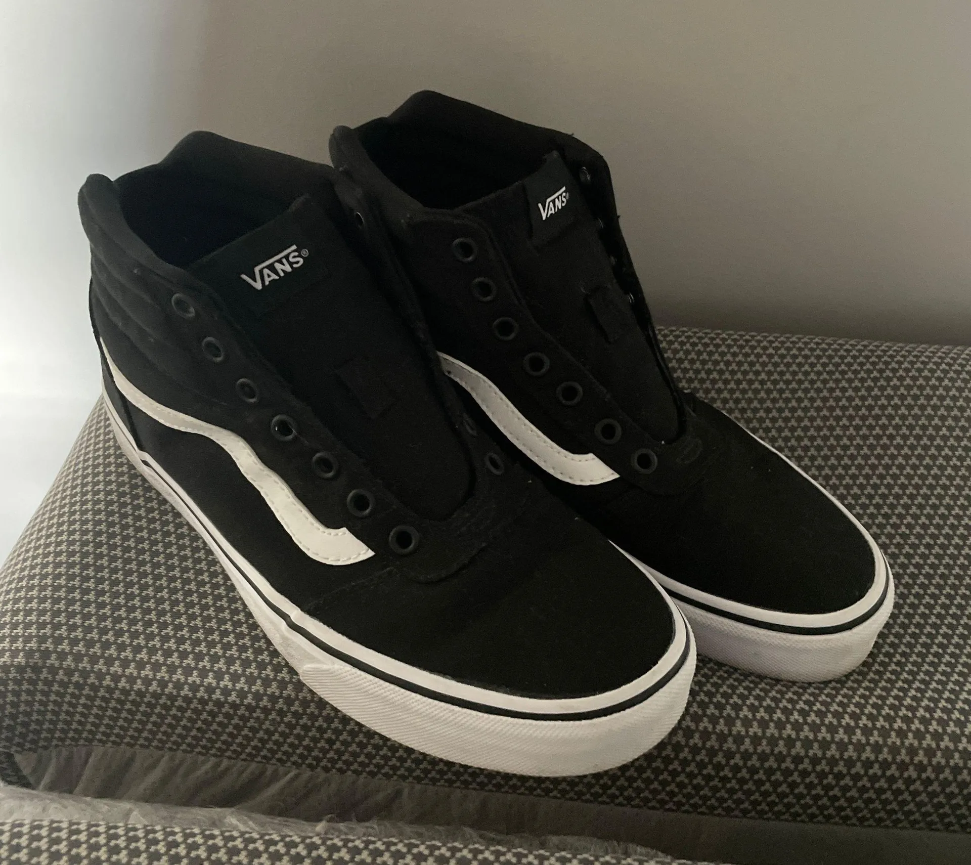 Vans High Top - Image 4