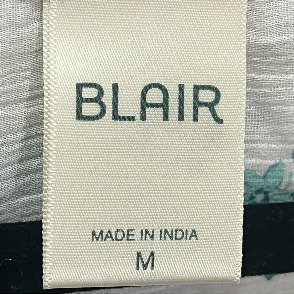 BLAIR Floral top with flair arms knitted neckline size medium - Image 5