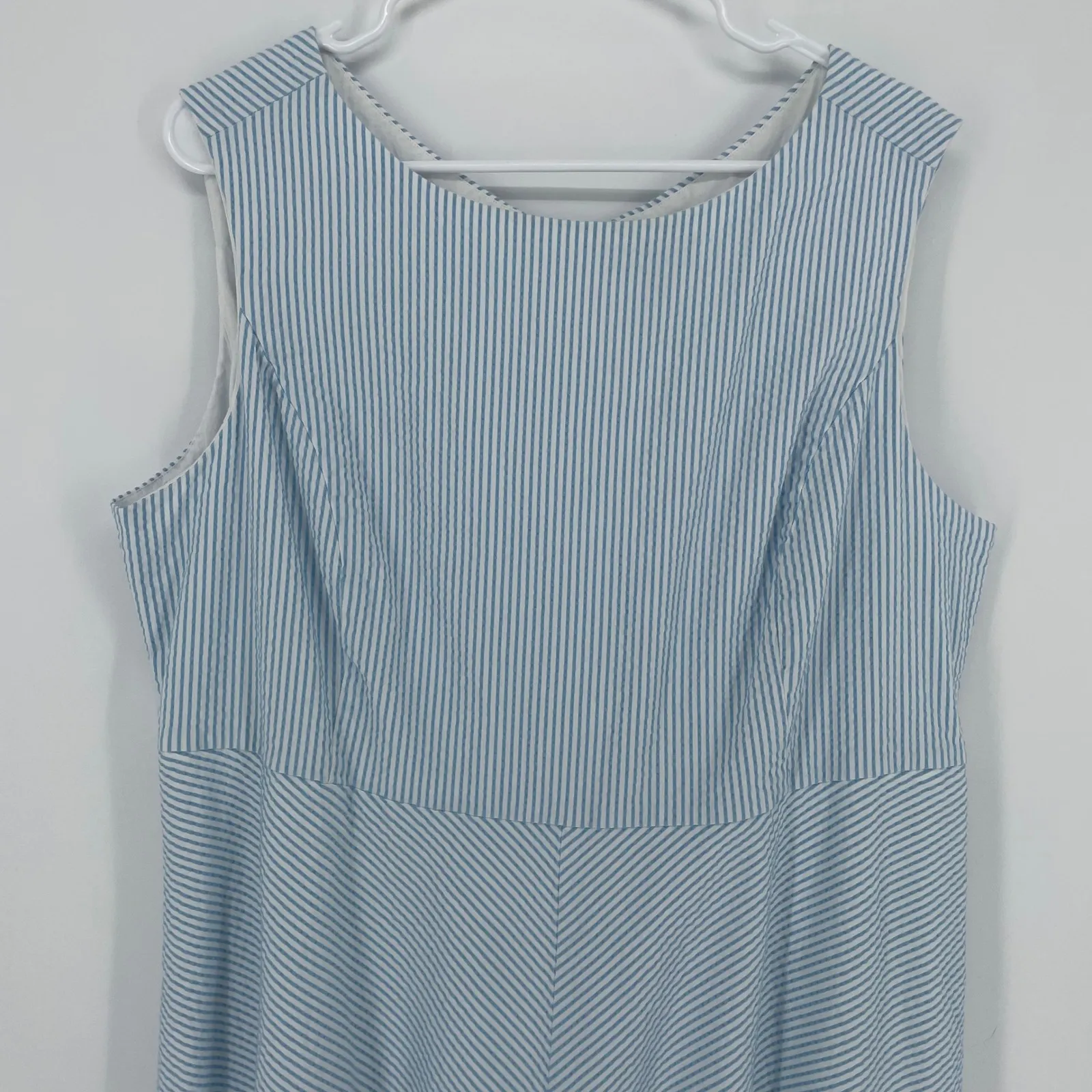 Lands End Seersucker Striped Dress 16W Blue White Sleeveless Fit Flare Pockets - Image 2