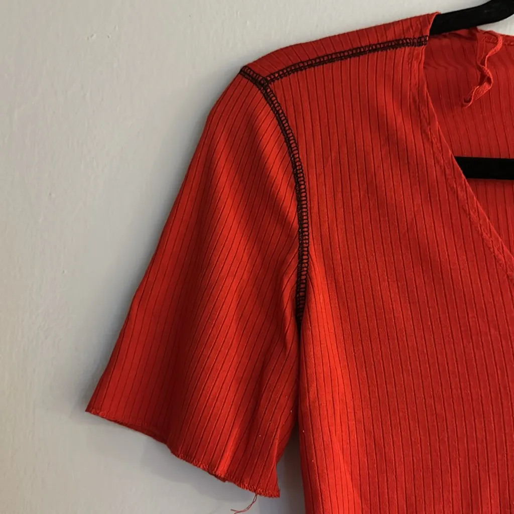Zara Red Vneck Tee with Black Contrast Stitching - Image 5