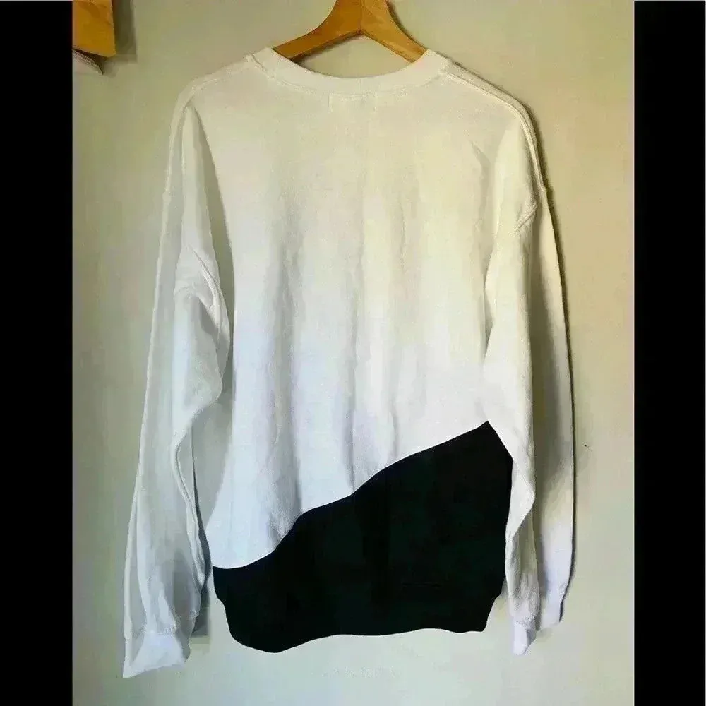 𝅺BOOGIE Woogie Loose Fit Pullover Sweatshirt. Black Size L - Image 4