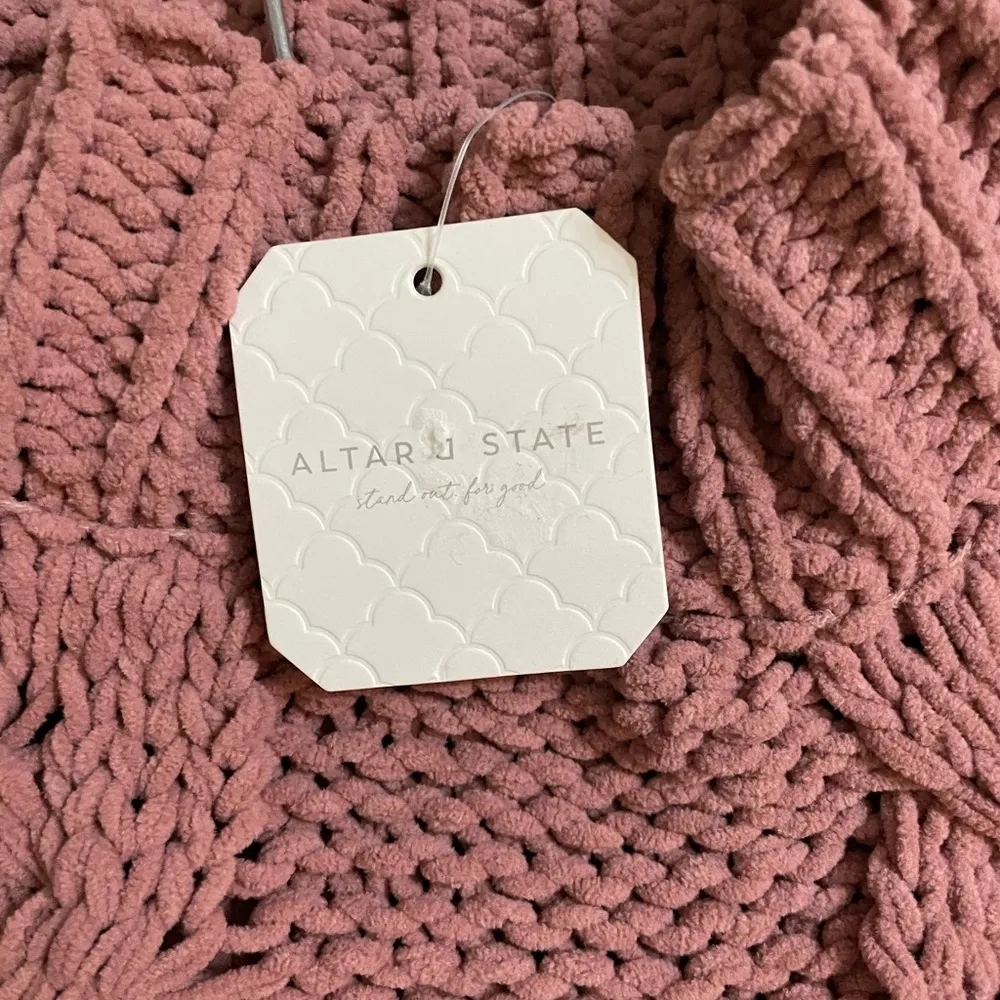 NWT Altar State Nostalgia Rose Pink Cropped Sweater Size S Boxy Fit - Image 3