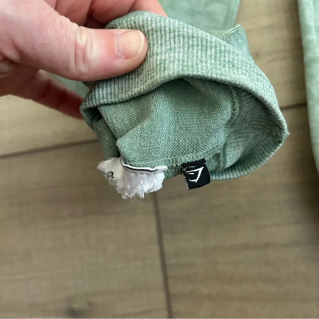 Gymshark Adapt Sage Green Camo Seamless Scrunch High Rise 25in Leggings M - Image 7