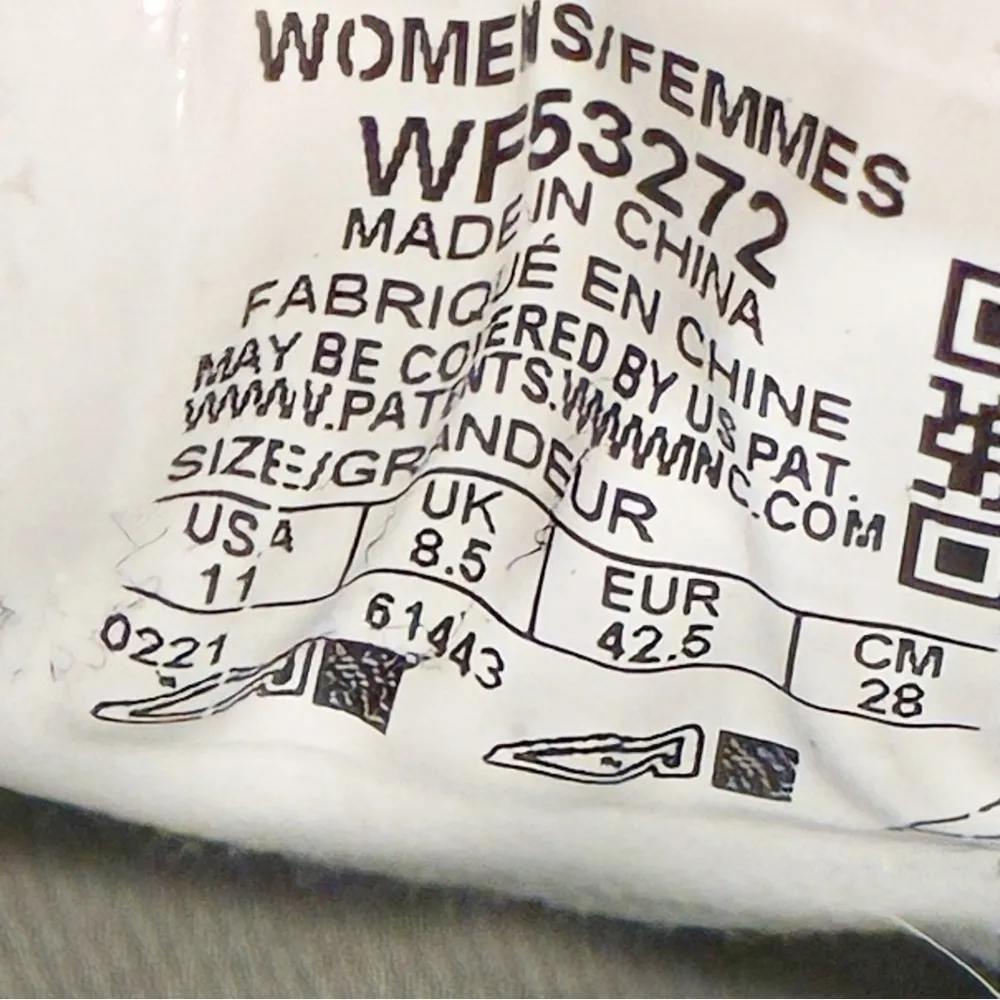 Kate Spade Size 11 White Glitter Sparkle Wedding Low Top Sneaker - Image 7