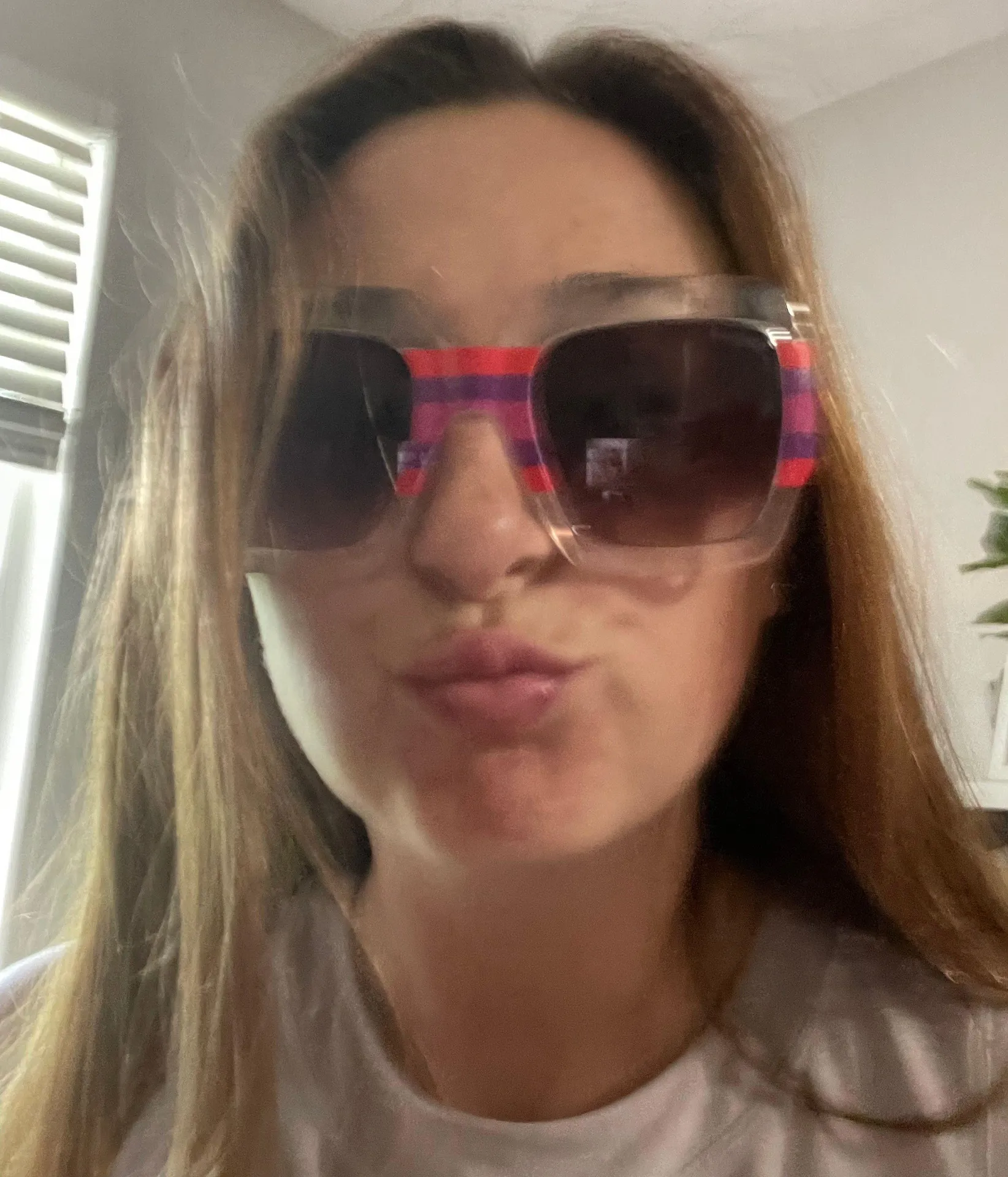 Lilly Pulitzer Sunglasses - Image 3