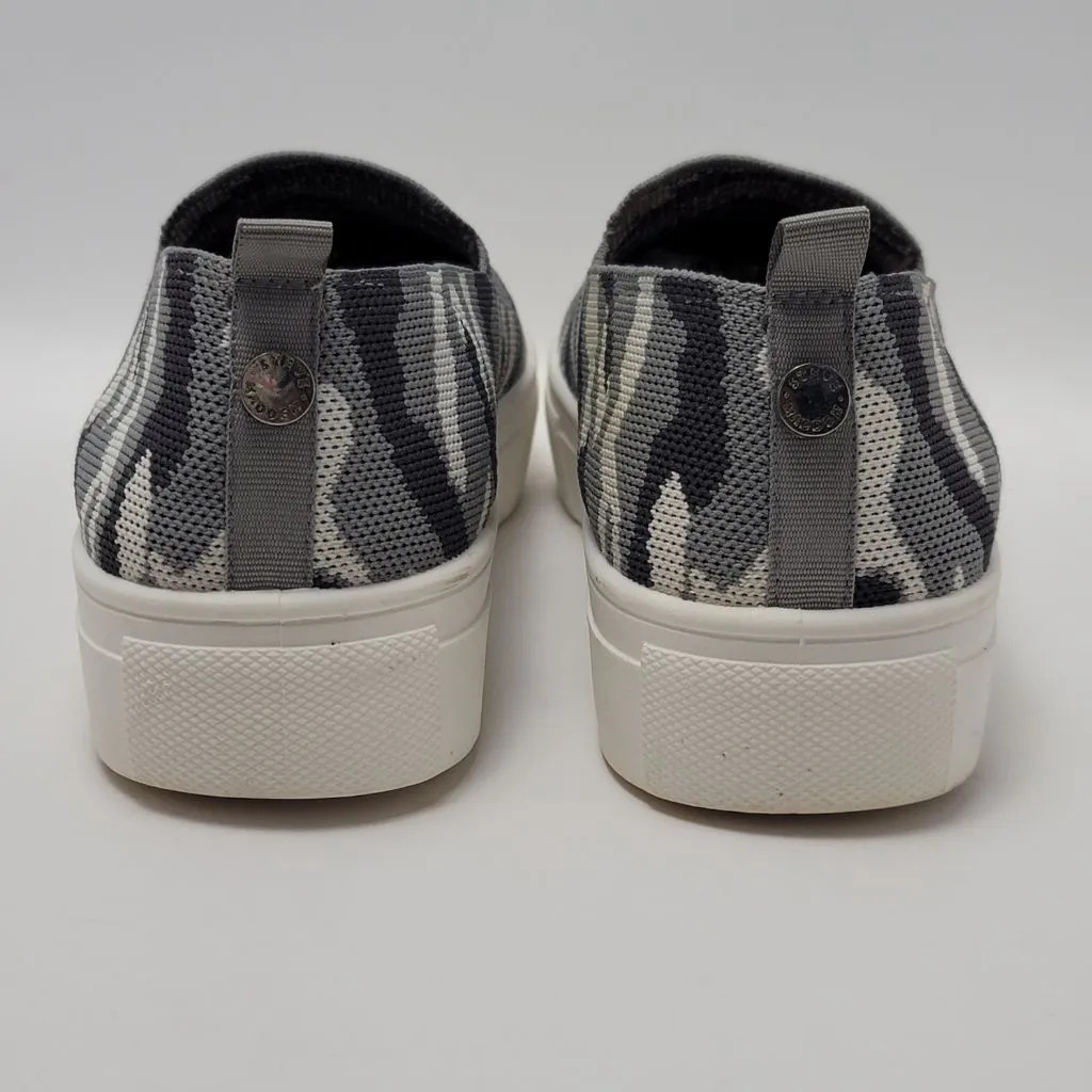Women's Steve Madden Maygee Gray Camo Knit Stretchy Slip-On Sneakers Size 9 - Image 6