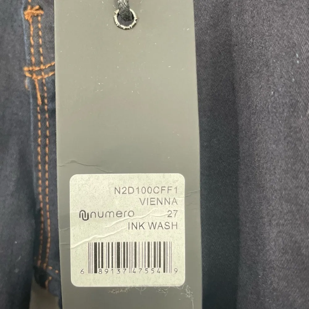 Numero Vienna Mid Rise Skinny Jean in Ink Wash Size 27 Nwt Blue - Image 8