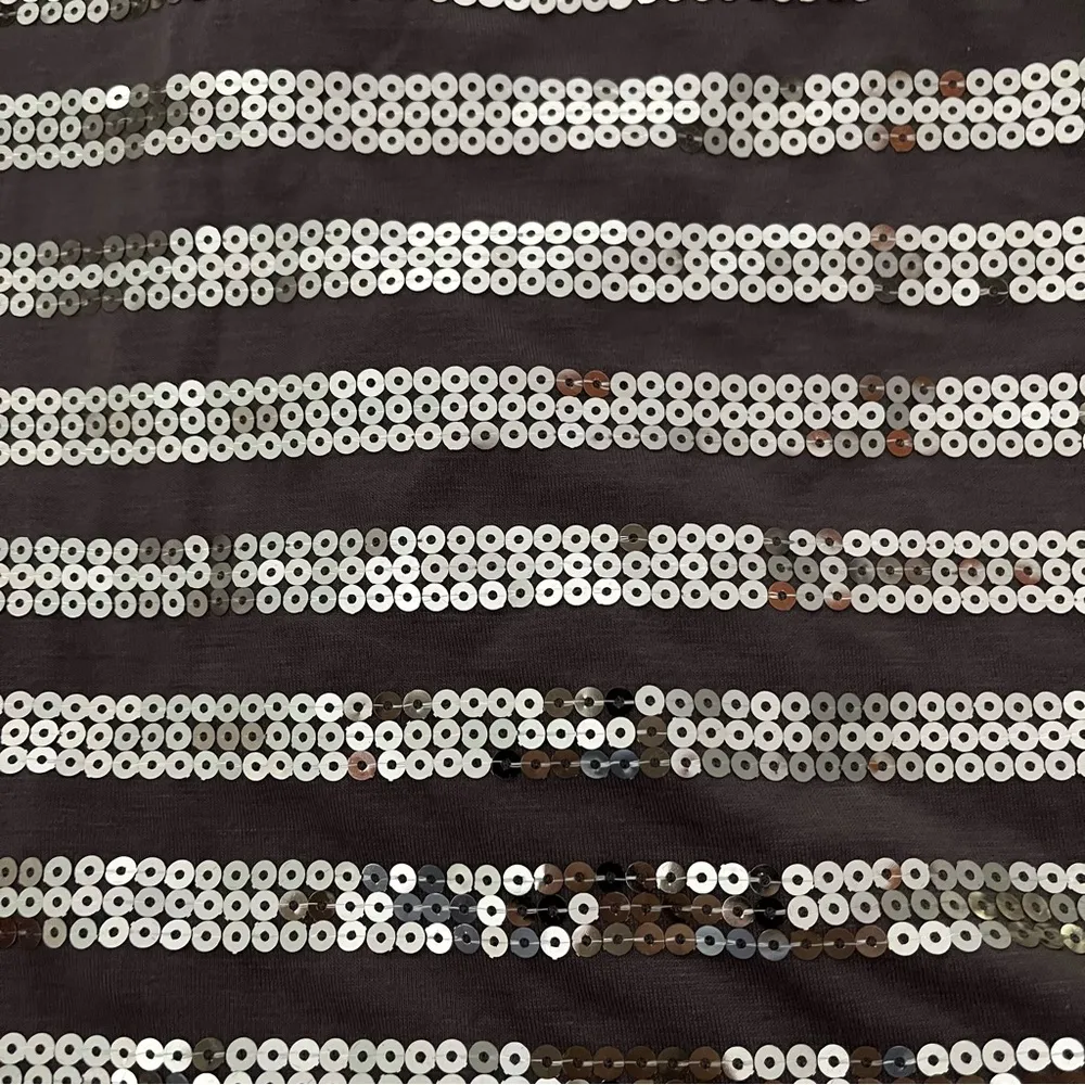 Romeo & Juliet Couture Sequin Racerback Tunic Tank, Sz M - Image 11