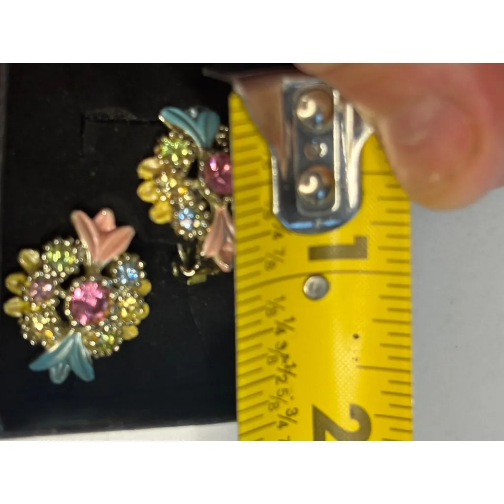 Vintage Floral Clip - Image 4