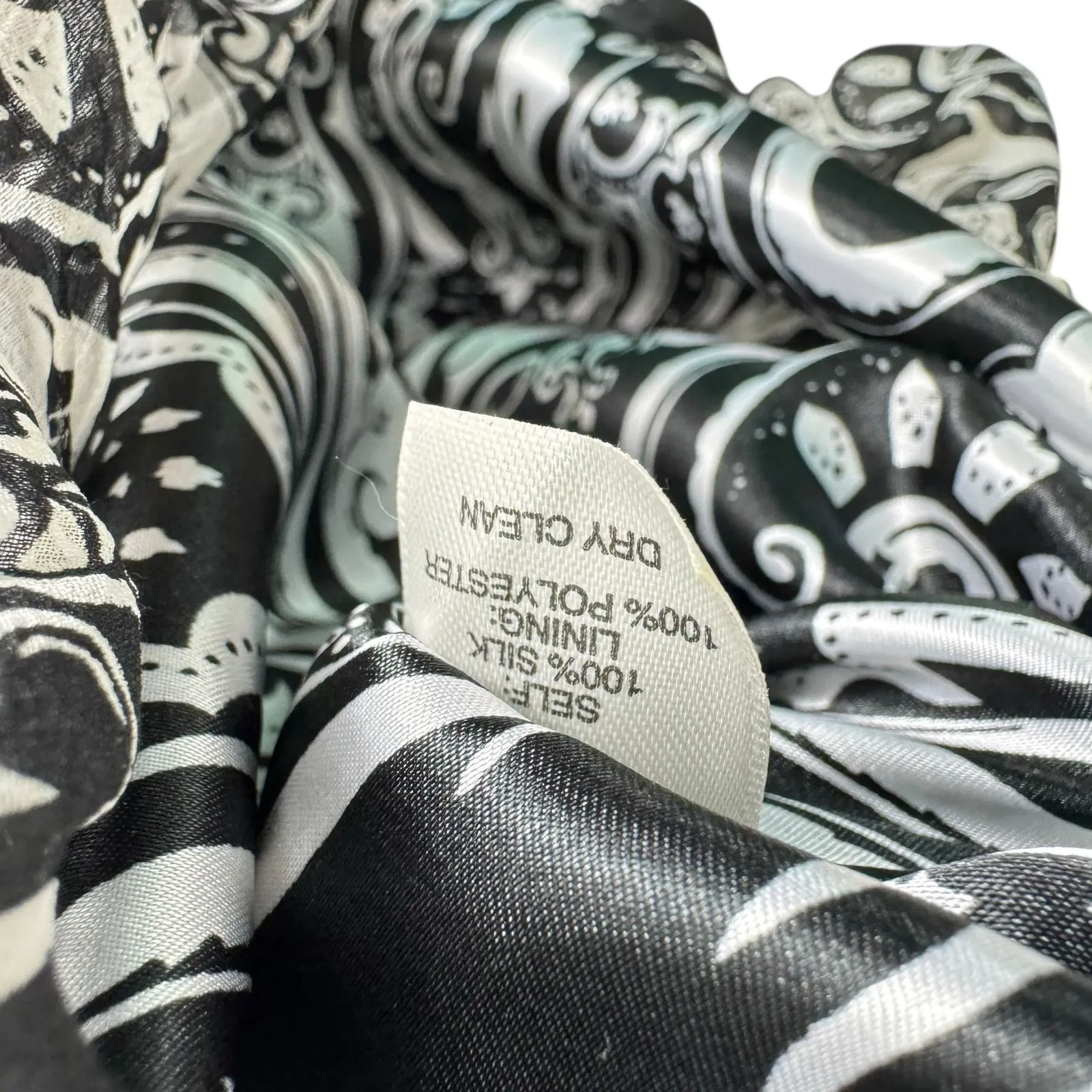 White House Black Market 100% Silk Black White Bubble Hem Mini Skirt Size 4 - Image 7