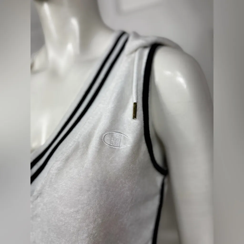 champion Cotton Blend romper Women's White and Black Trim Shorts Size Small - Image 6