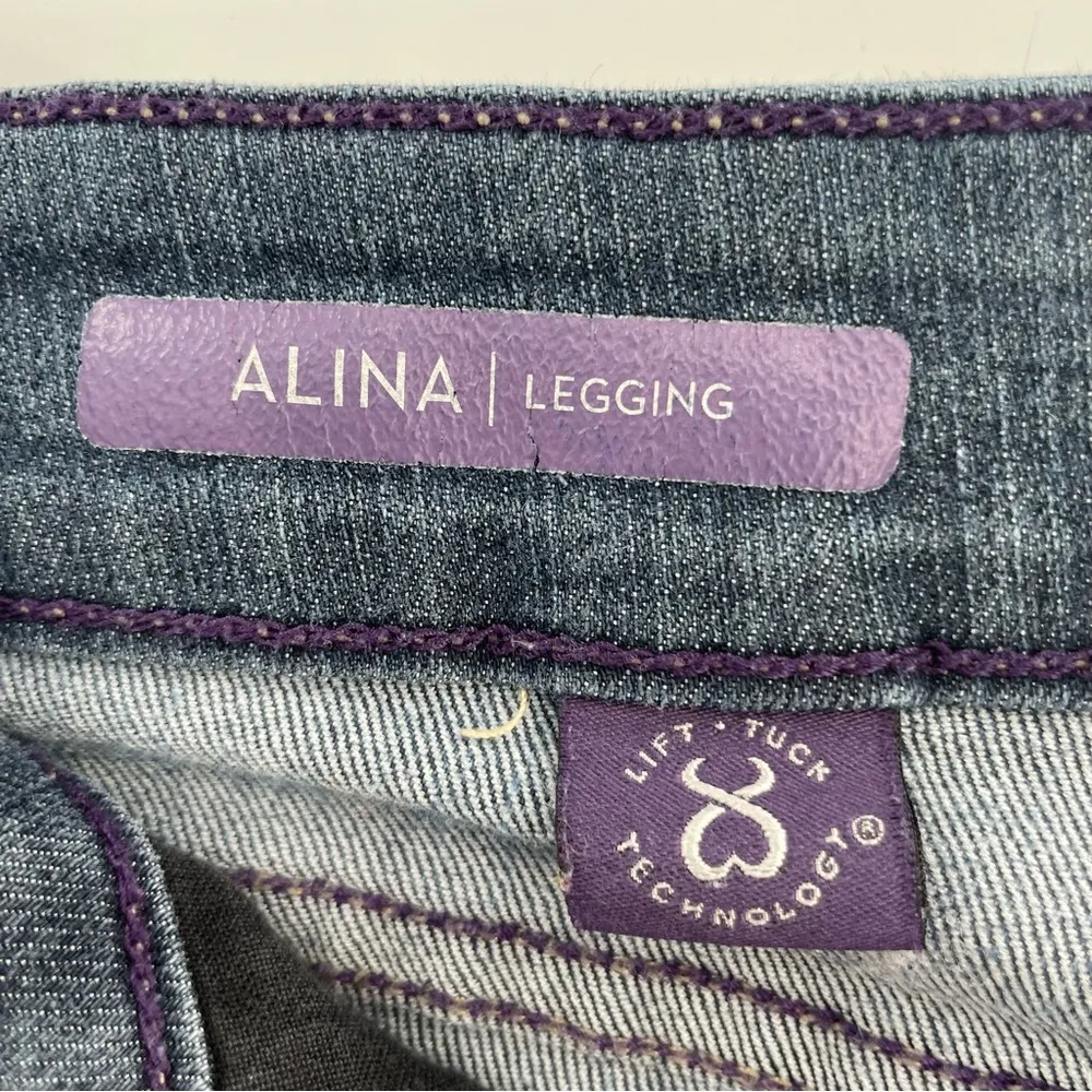 NYDJ Alina Legging Jegging With Lift Tuck Technology, Size 8 In VGUC - Image 7