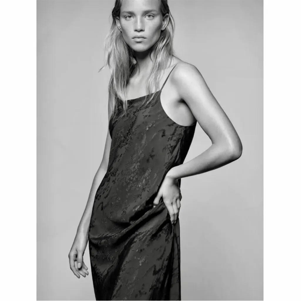 Zara NWT dark hunter green satin embroidered floral print satin maxi slip dress - Image 12