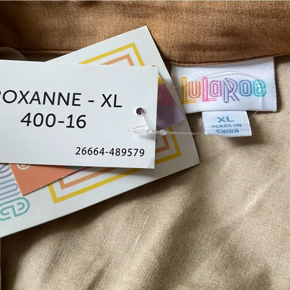 LuLaRoe Roxanne Sleeveless Button-Up Top - Tan  P2P 24-27” SIZE XL NWT - Image 7