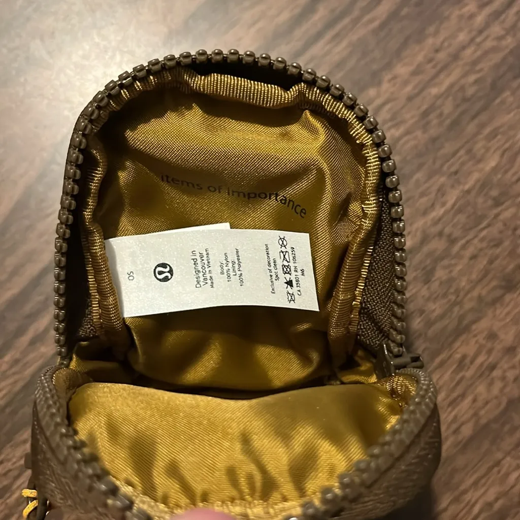 Lululemon  Nano Clip On Backpack - Image 3