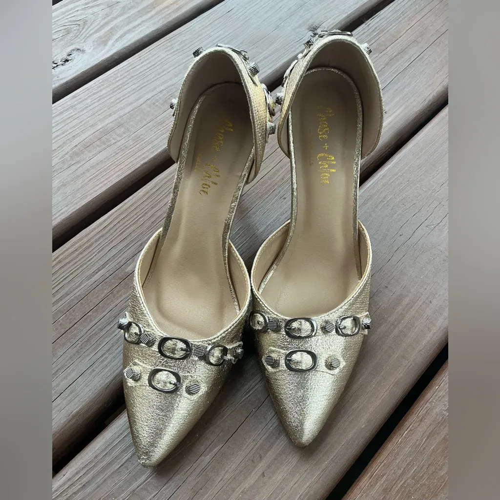 Dressy STYLISH GOLD heels🌟🌟🌟 - Image 8