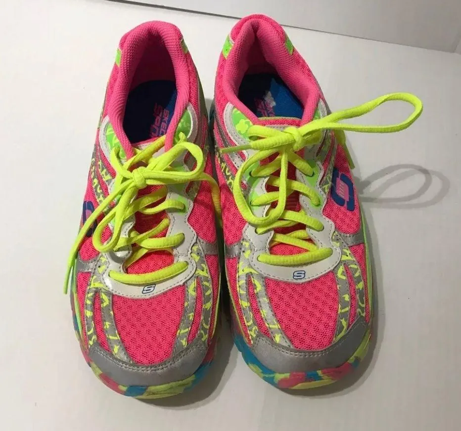 Sports Athletic Women’s Running Shoes Size 6.5 - Image 4