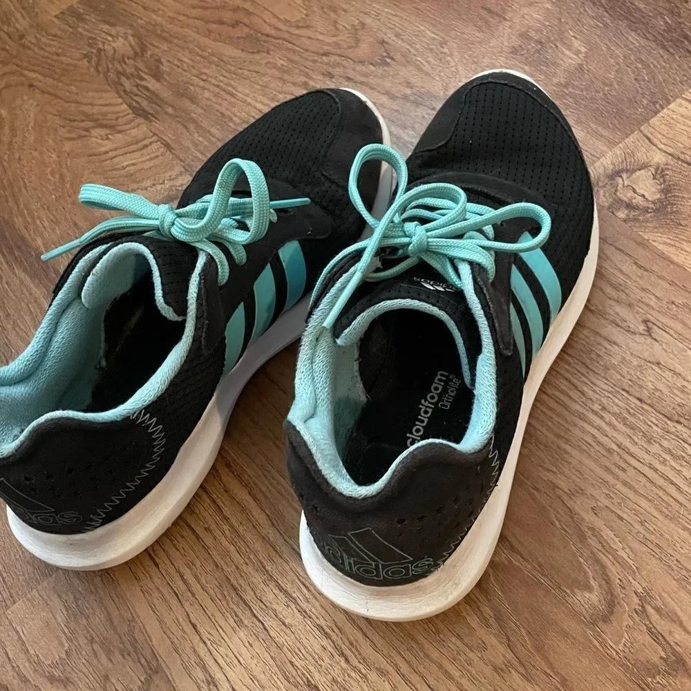 Adidas running shoes   - Image 13