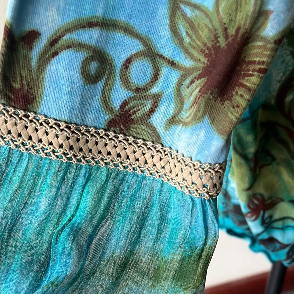 NWT  Women's Long Sleeved V-Neck Top - size XL - Image 6