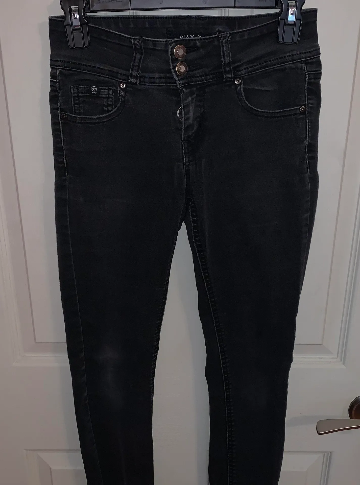 Black Skinny Jeans - Image 3