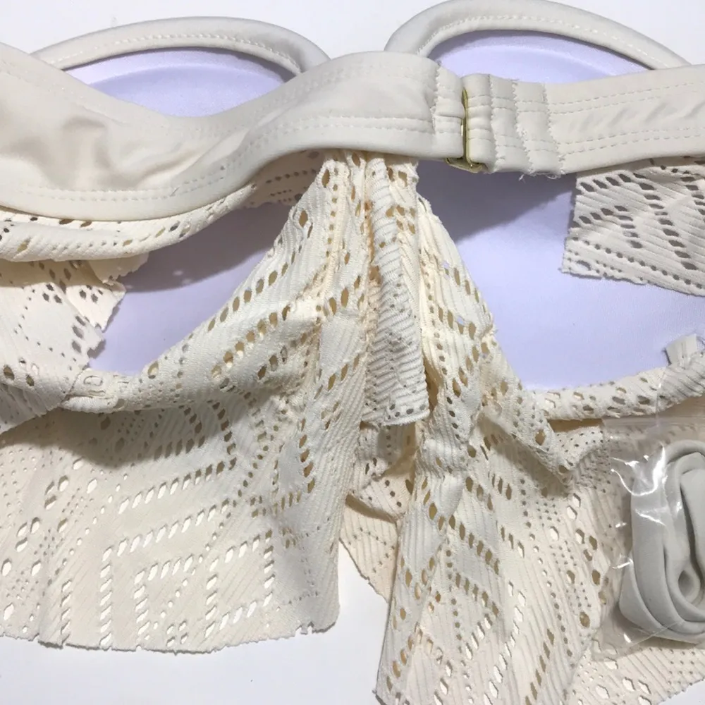 Xhilaration M Cream Push Up Lacy Bikini Top - Image 2