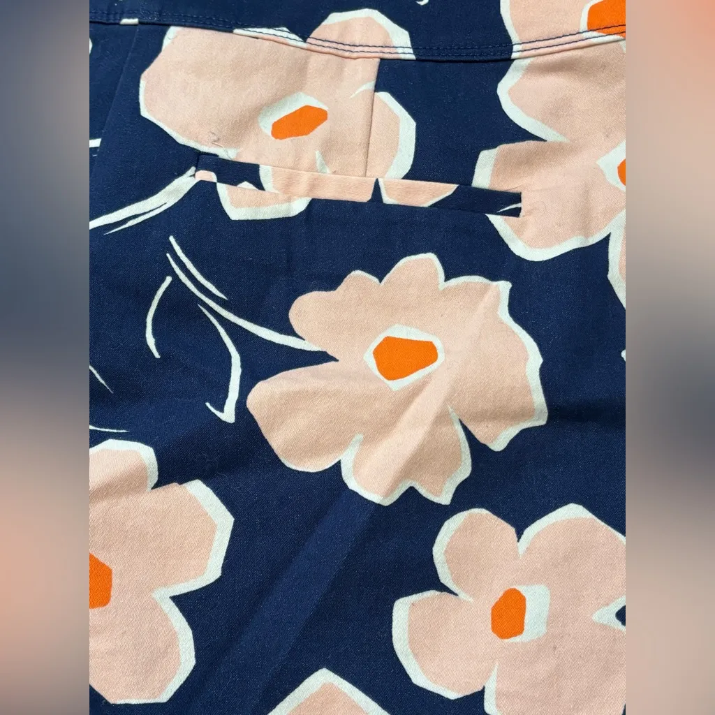 Isaac Mizrahi shorts in size 12 - Image 7