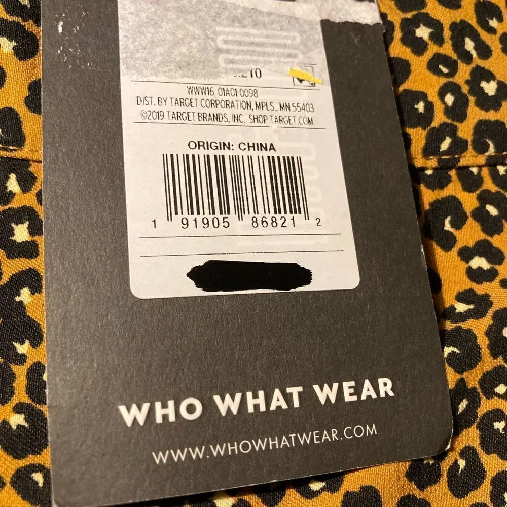 WHO WHAT WEAR,Animal Print,Cropped,High Rise, Stretch Pants,Size 4,New With Tags - Image 3